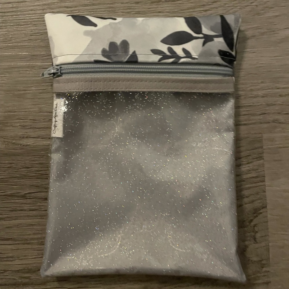 Jujube custom pouch.